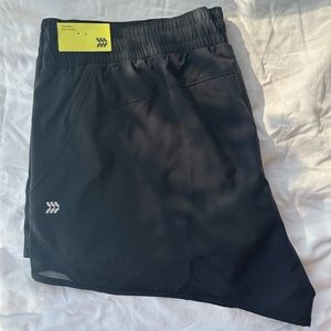 Black womens mid-rise running shorts size XL